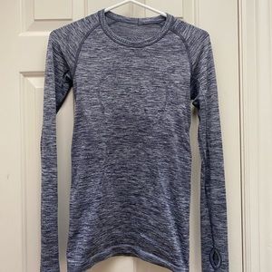 ⭐️Lululemon Swiftly Tech Long Sleeve 4 ⭐️